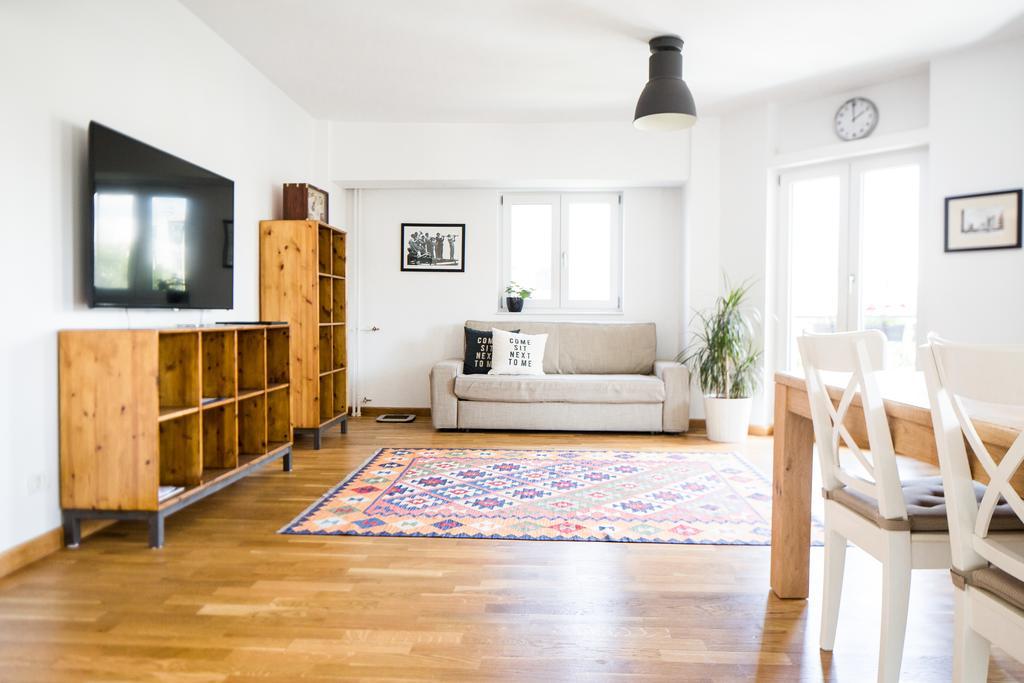 דירות Diana'S Flat 11 Bucharest - Old Town מראה חיצוני תמונה